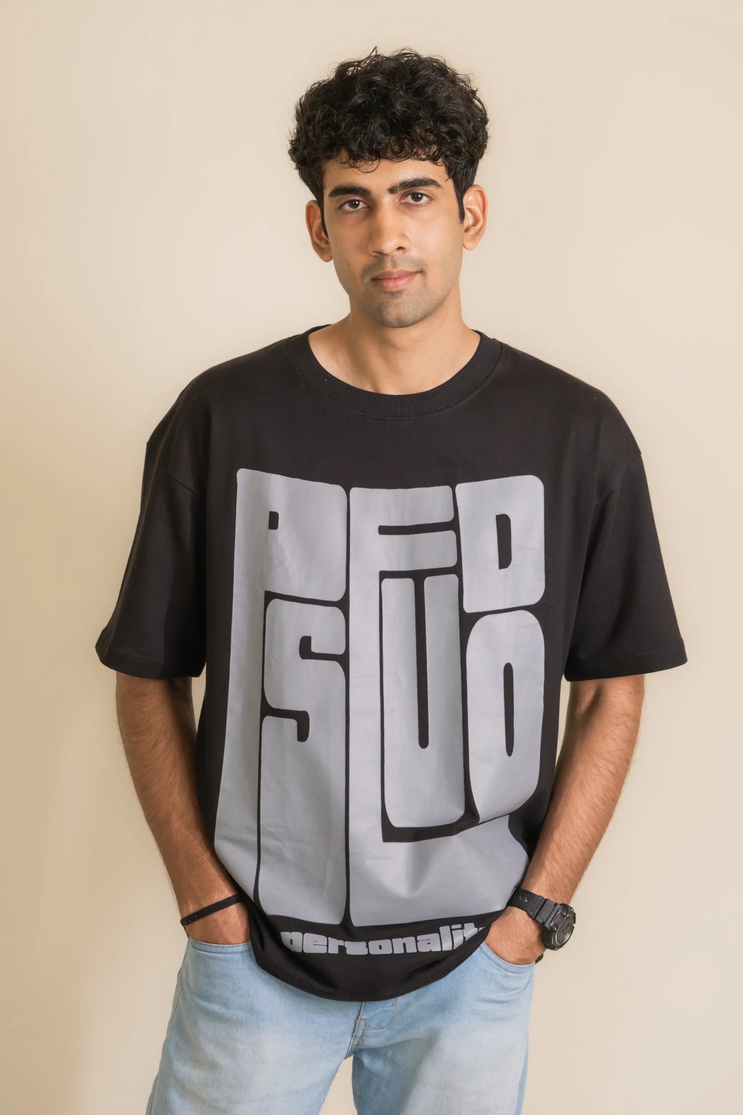 PSEUDO PERSONALITY oversized T-shirt - Black